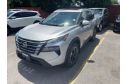$23357 : Nissan Rogue 2024 AWD SV 4dr thumbnail