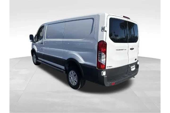 $33500 : Ford Transit 2024 250 3dr SW image 5