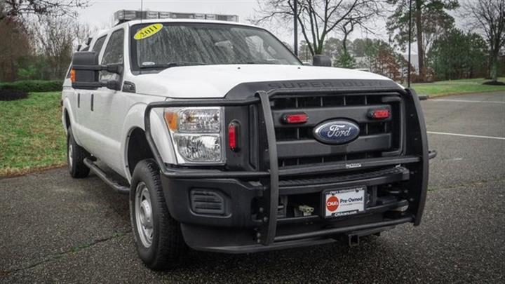 $28998 : PRE-OWNED 2011 FORD F-250SD XL image 1