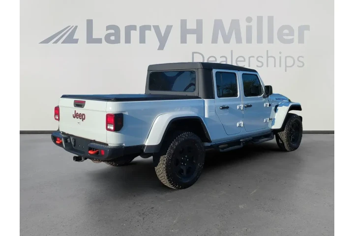 $33032 : Jeep Gladiator 2023 4x4 Moja image 5
