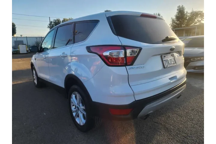 $10999 : 2017 Escape SE image 7