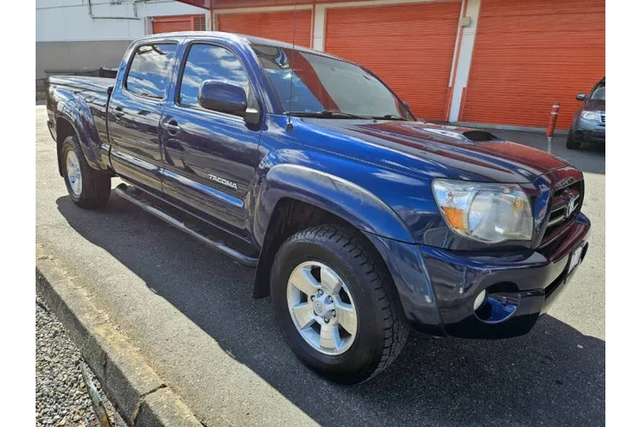 $9999 : 2005 Tacoma PreRunner V6 image 7