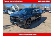 2021 Suburban en Springdale