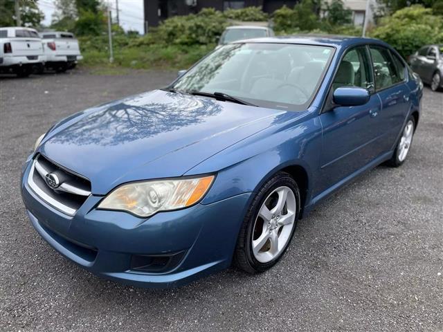 $4900 : 2008 SUBARU LEGACY2008 SUBARU image 2