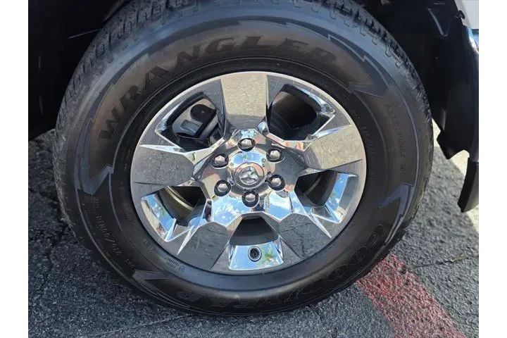 $39750 : Ram 1500 2024 4x4 Big Horn 4 image 8