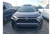 $29990 : Toyota RAV4 2023 XLE Premium thumbnail