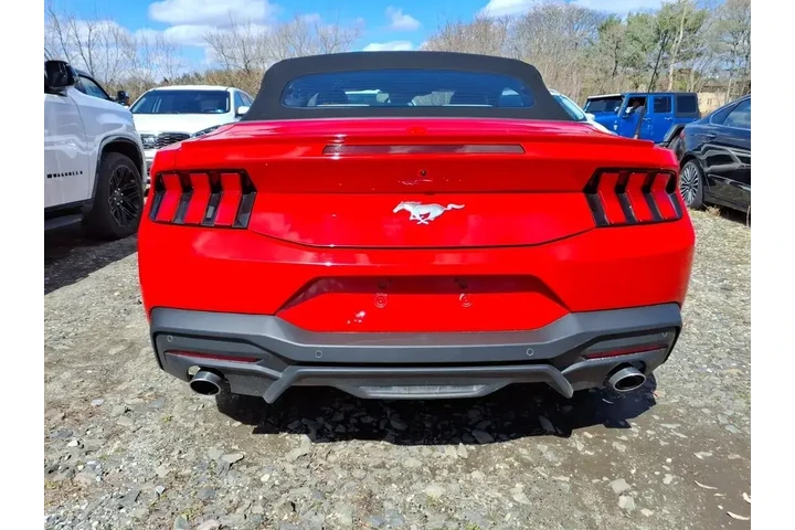 $30988 : Ford Mustang 2024 EcoBoost P image 8