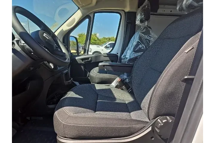 $34210 : Ram ProMaster 2025 Tradesman image 5