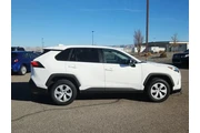 $29995 : Toyota RAV4 2024 AWD LE 4dr thumbnail