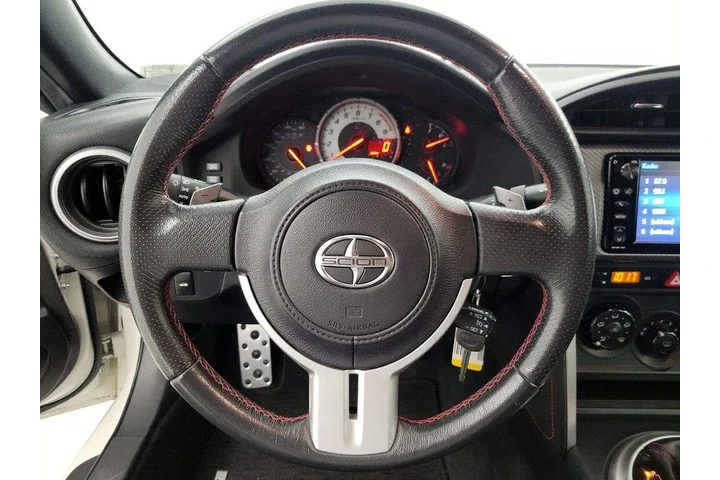 $17998 : Scion FR-S 2016 2dr Coupe 6A image 10
