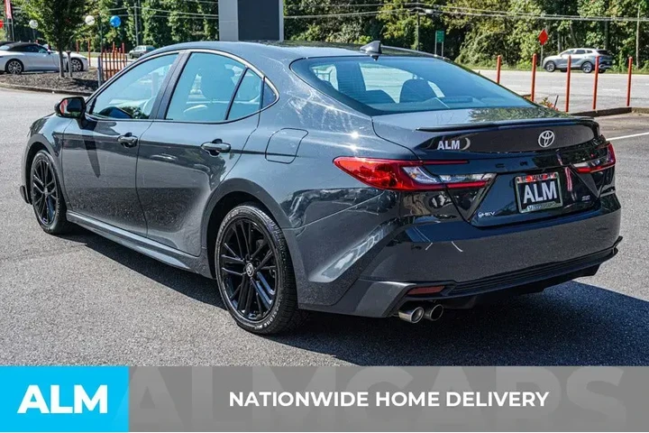 $26920 : Toyota Camry 2025 SE 4dr Sed image 5