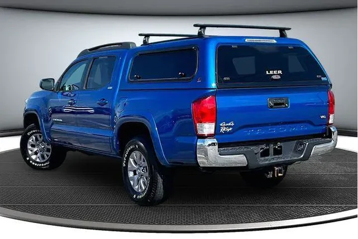 $25000 : Toyota Tacoma 2017 4x4 TRD P image 4