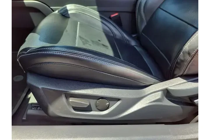 $32991 : Ford Mustang 2024 EcoBoost 2 image 8