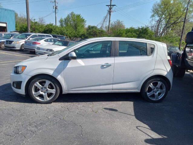 $8990 : 2016 Sonic LTZ Auto image 3