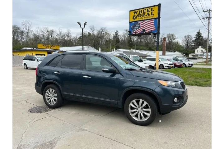 $5995 : 2011 Sorento LX image 1