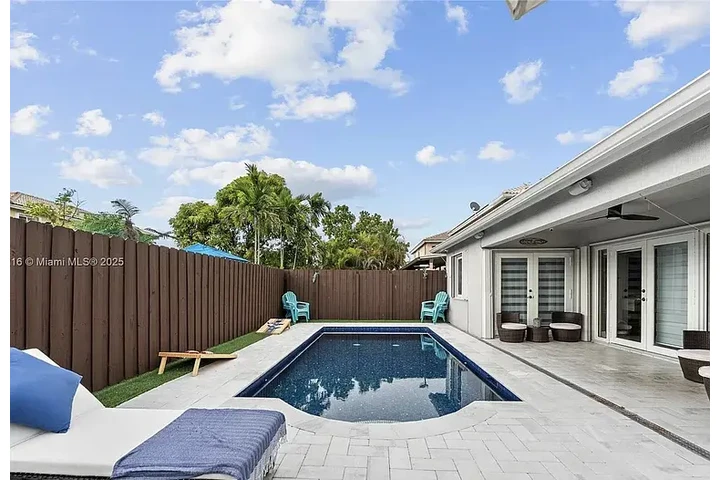 $2790 : HOUSE FOR RENT IN MAIMI FL image 6