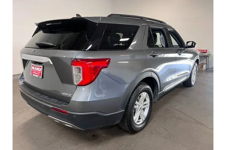 $26970 : Ford Explorer 2023 AWD XLT 4 image 3