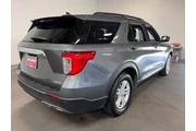 $26970 : Ford Explorer 2023 AWD XLT 4 thumbnail