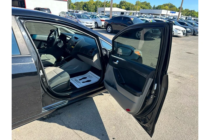 $7980 : 2016 Forte 4dr Sdn Auto LX image 8