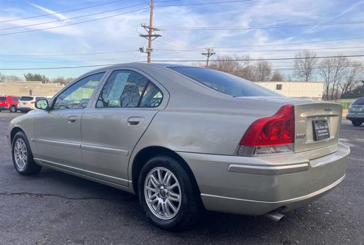 $3995 : 2005 S60 2.4 image 6