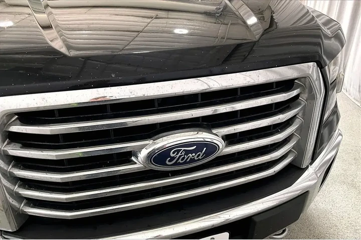 $17021 : Ford F-150 2016 4x4 King Ran image 7