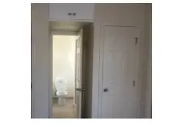 $1800 : APTO REMODELADO EN CHINO image 2