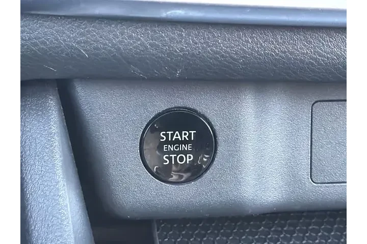 $20499 : Nissan Rogue 2025 SV 4dr Cro image 9