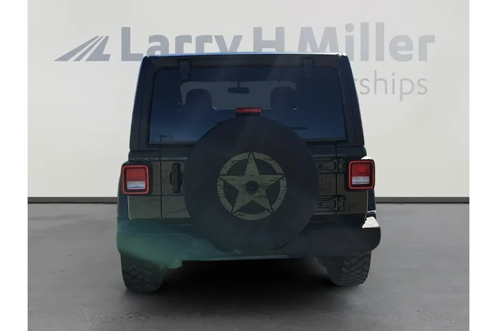 Jeep Wrangler 2022 4x4 Sport image 4