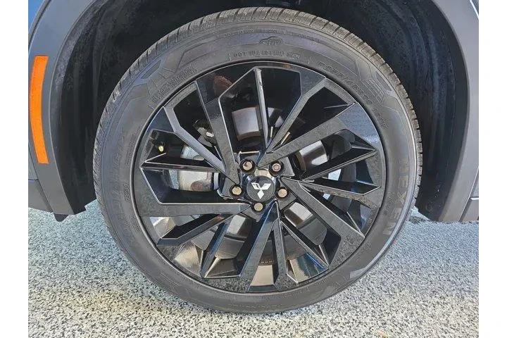 $26500 : Mitsubishi Outlander 2024 SE image 3