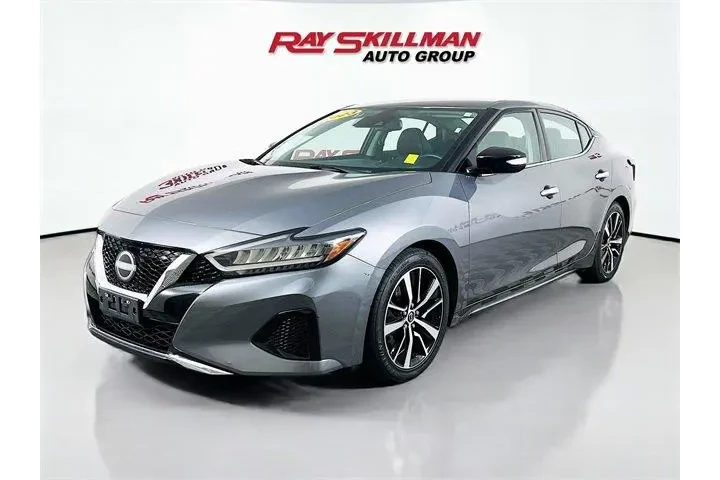 $23975 : Nissan Maxima 2023 3.5 SV 4d image 3