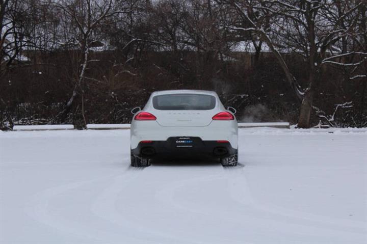 2015 Panamera image 5