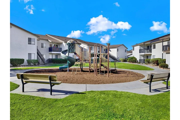 $1835 : Valley Breeze image 5