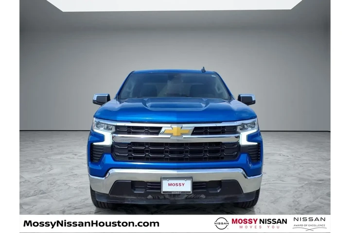 $31995 : Chevrolet Silverado 1500 202 image 3