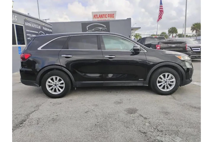 $11350 : 2019 Sorento LX image 8