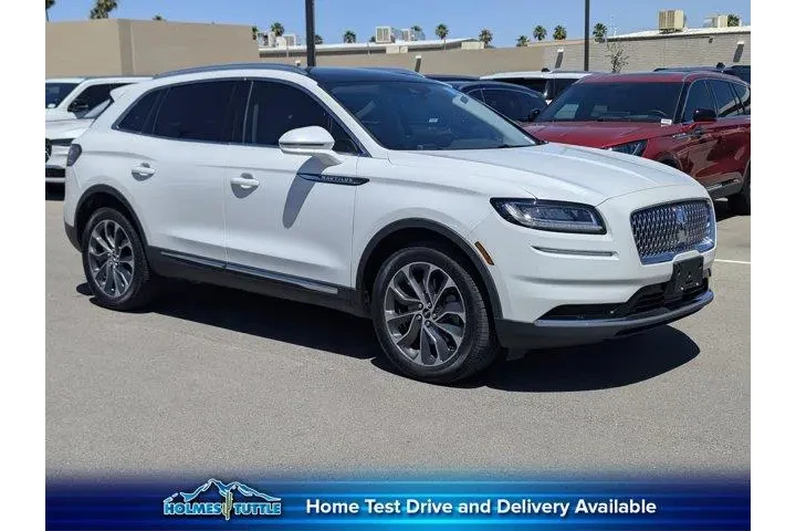 $29995 : Lincoln Nautilus 2022 AWD Re image 1