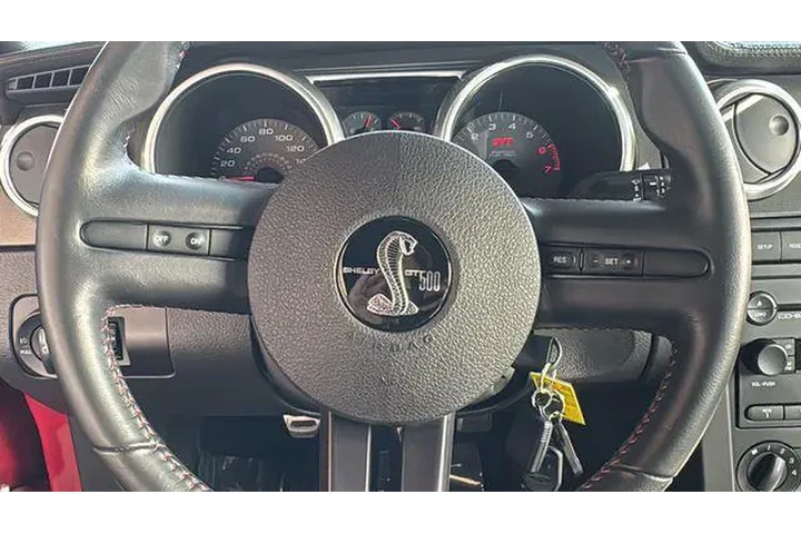 $39987 : Ford Shelby GT500 2007 2dr C image 6