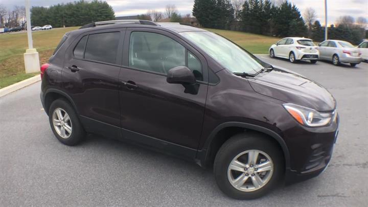 $19500 : PRE-OWNED  CHEVROLET TRAX LT image 3