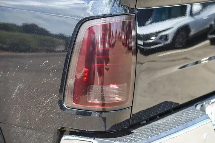 $28992 : Ram 1500 2018 4x4 Laramie 4d image 10