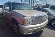 $1500 : 2005 Escalade thumbnail