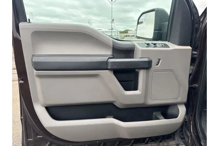 $24982 : Ford F-150 2019 4x4 XL 4dr S image 9