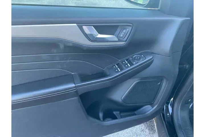 $17495 : Ford Escape Hybrid 2021 AWD image 9