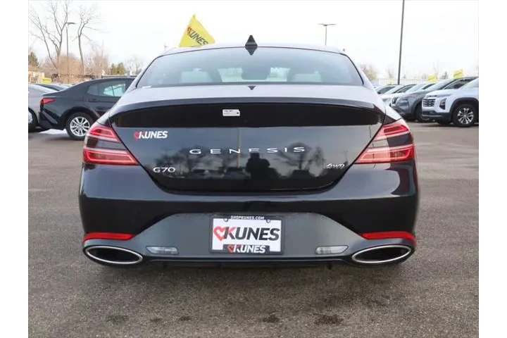 $30377 : Genesis G70 2025 2.5T Standa image 8