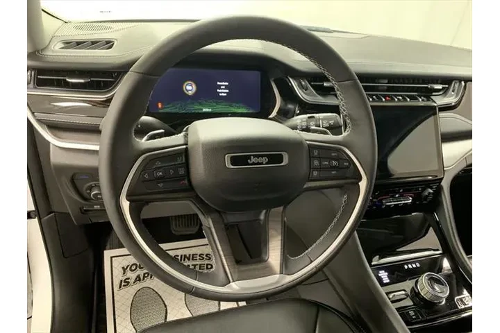 $39775 : Jeep Grand Cherokee 2023 4x4 image 2