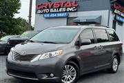 2014 Sienna XLE 8-Passenger en Nashville