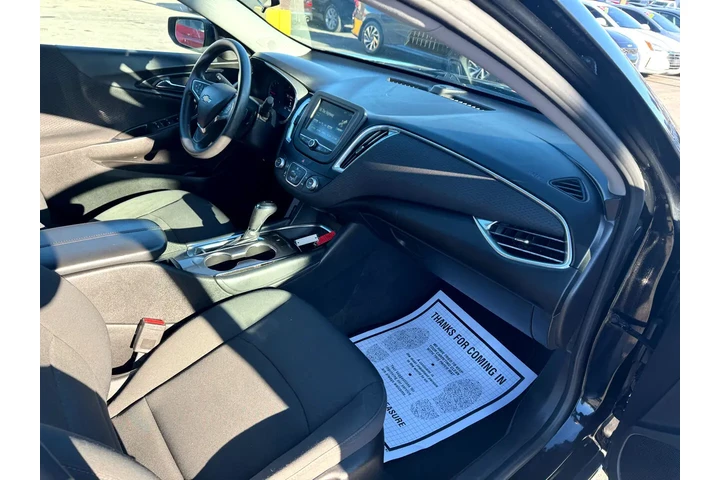 $14580 : 2017 Malibu 4dr Sdn LT w/1LT image 10