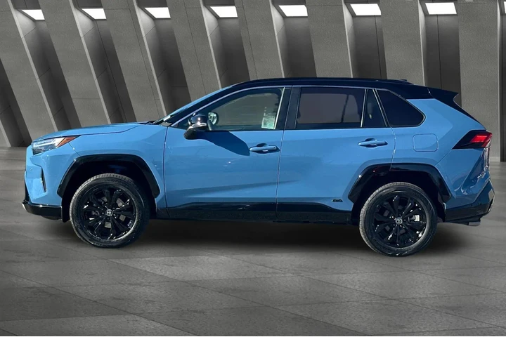 $31500 : Toyota RAV4 Hybrid 2023 AWD image 8