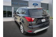 $18700 : Ford Escape 2019 Titanium 4d thumbnail