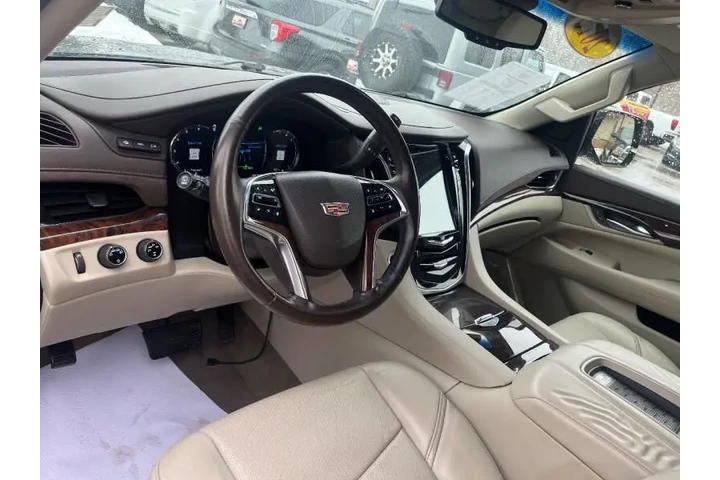 $27950 : 2016 Escalade ESV Luxury Coll image 5