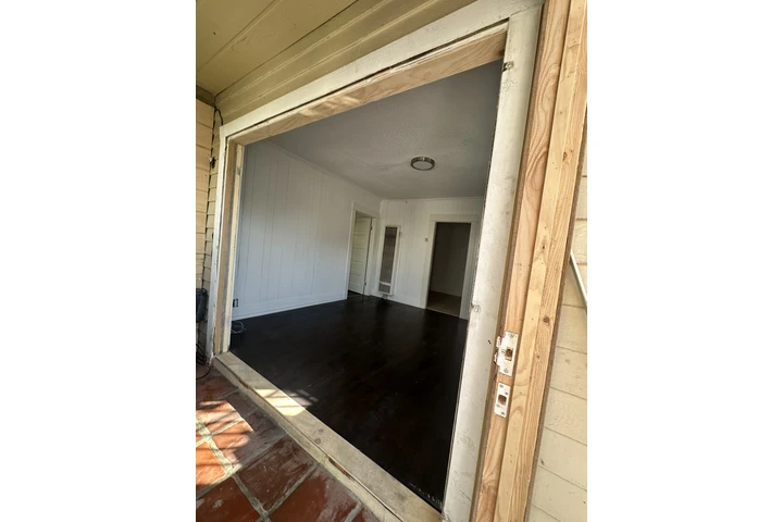 $2250 : Rento casita de 2 recamaras image 8