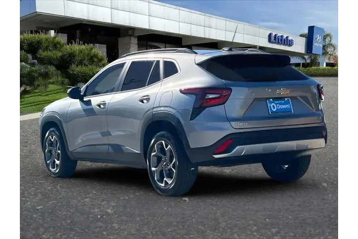 $22999 : Chevrolet Trax 2026 LT 4dr C image 7